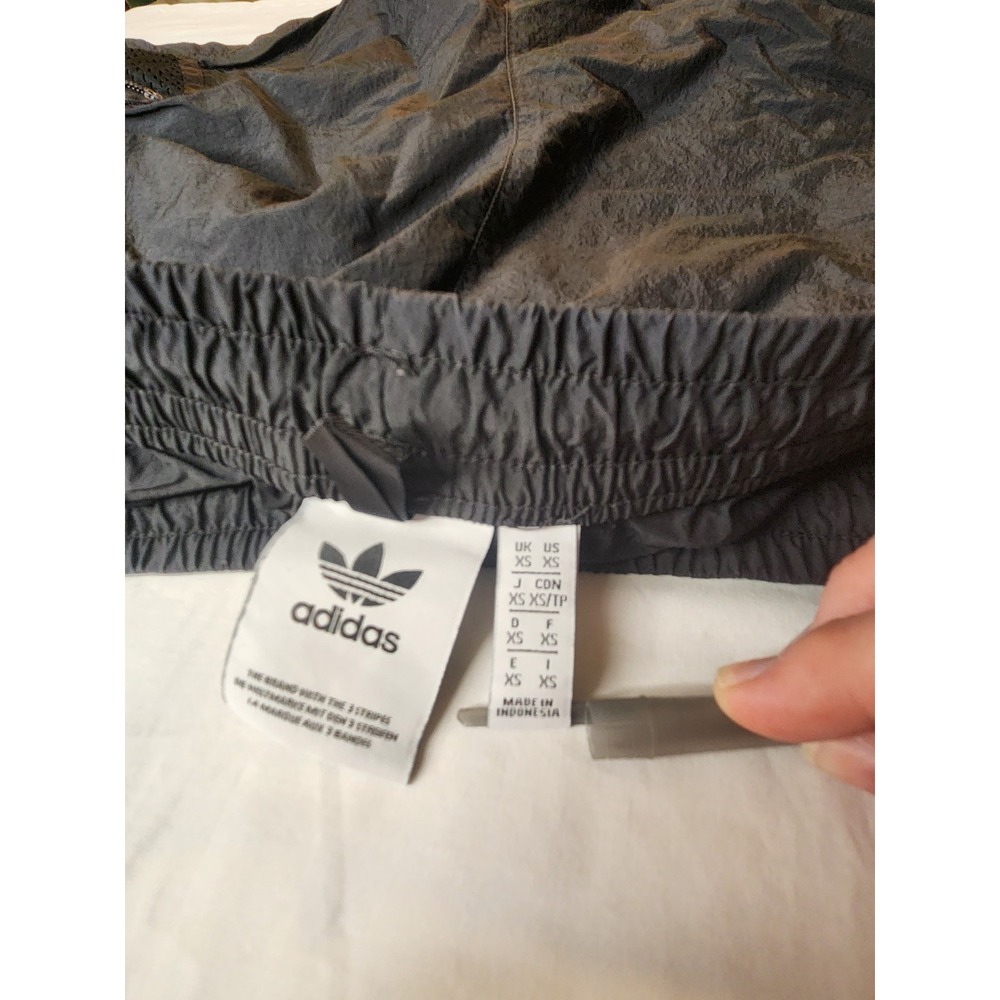 Adidas Originals Adventure Woven Cargo Shorts Men's Black Size Extra Small - Picture 3 of 8
